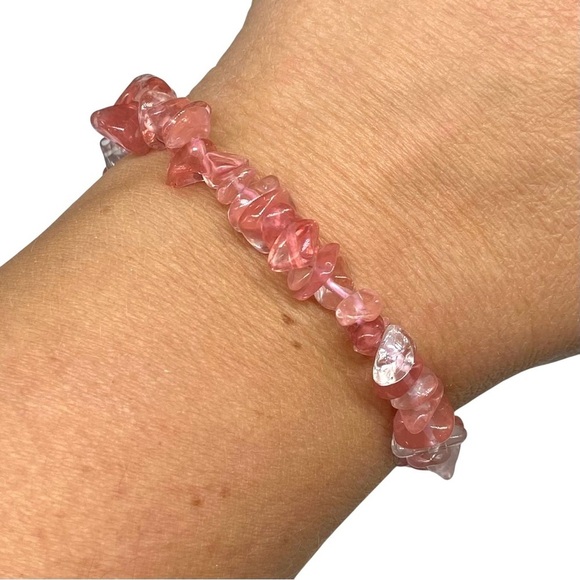 Cherry Quartz Stretch Bracelet Beaded Gemstone Chip Chips Pink Stacking - Picture 5 of 5